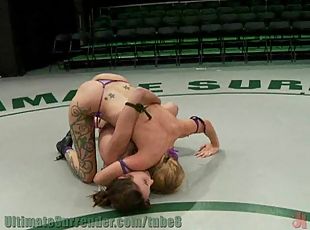 Sex wrestling with strapon fucking