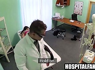 Brunette patient gets her pussy licked by her doctor